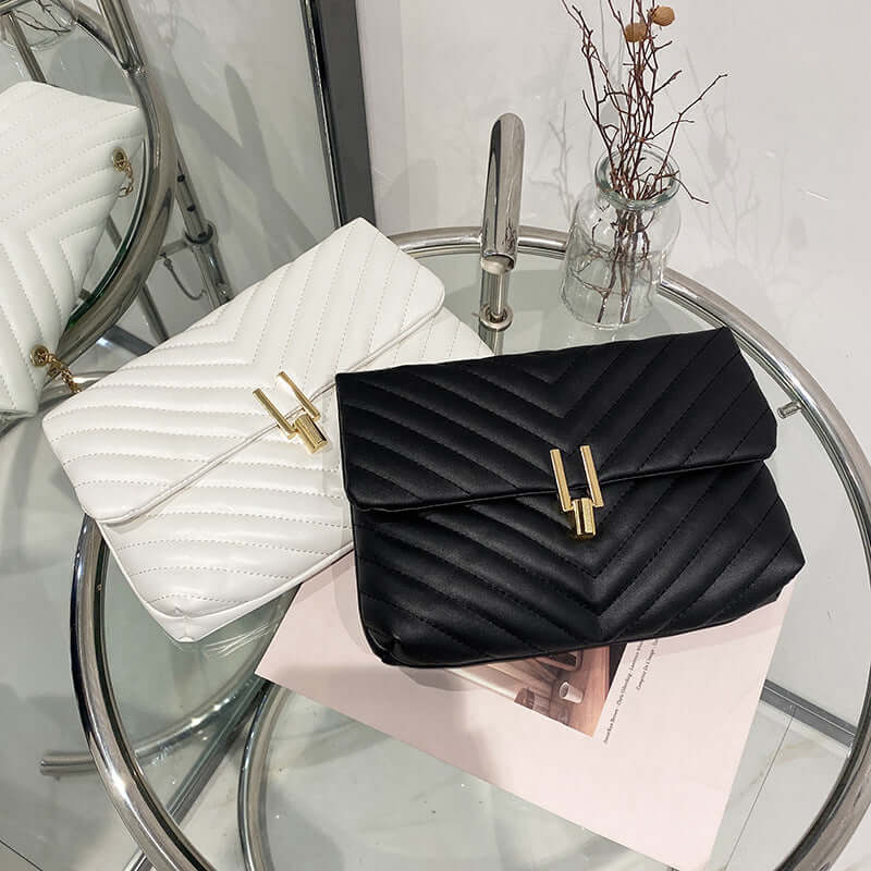 Gestepptes Chevron-Schultertasche – Elegant & Vielseitig