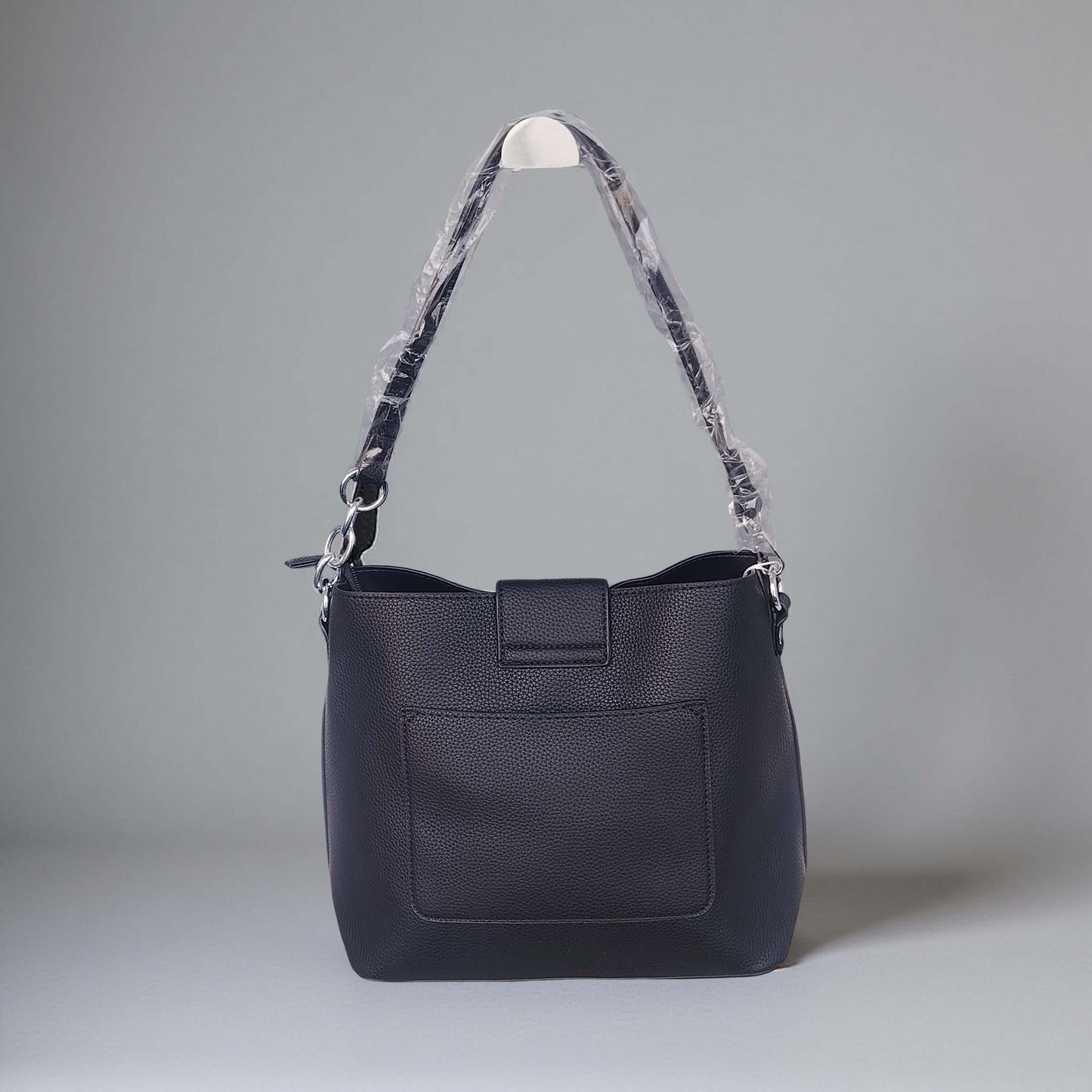 Schlichte Schultertasche mit breitem Trageriemen-in Babyblau, Weiß, Cognac, Rosé, Schwarz & Beige