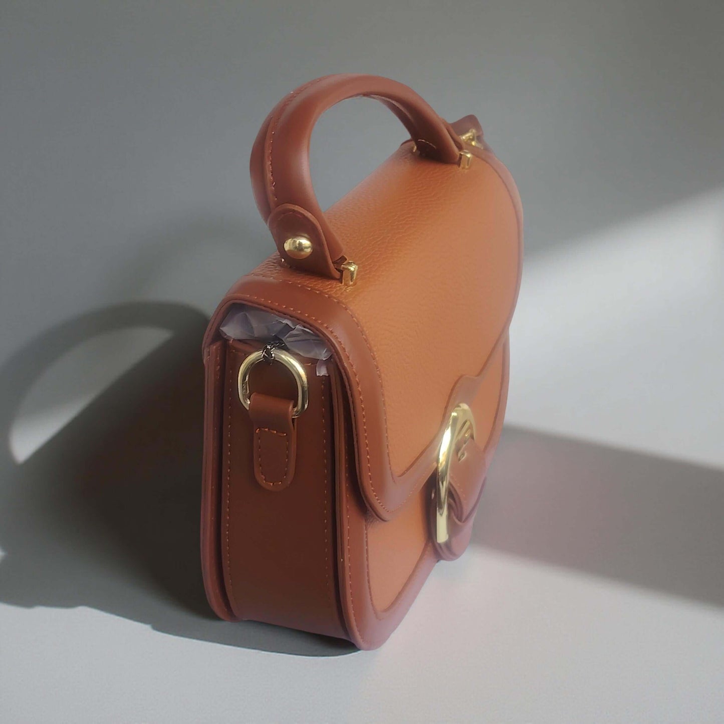 Elegante Umhängetasche mit goldener Schnalle – in Grün, Blau, Bordeaux, Cognac & Beige